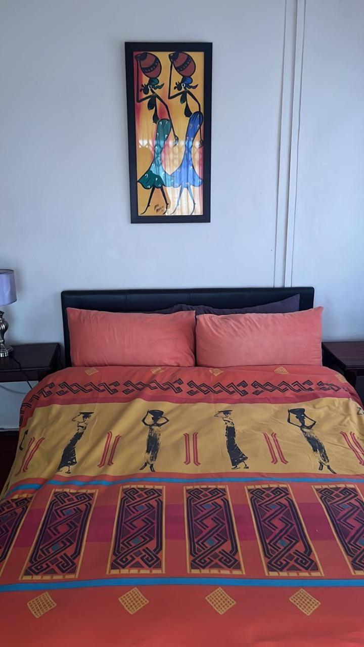 Cynthias Country Farm Stay Хартбееспоорт Екстериор снимка